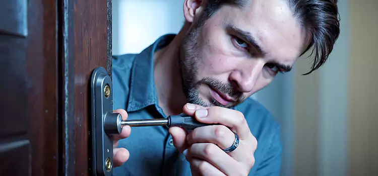 Eviction Locksmith Bowling Green