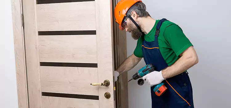Replace Internal Door Handle with Lock Bowling Green